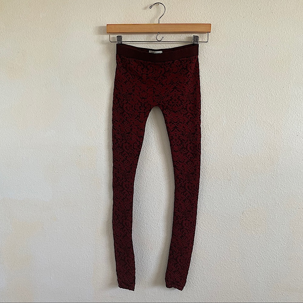 ZARA Accessories. One size fit leggings. Baroque textured maroon leggings Size M